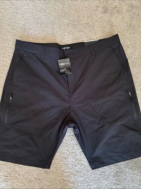 Men’s jump start Black Cargo Stretch Shorts -